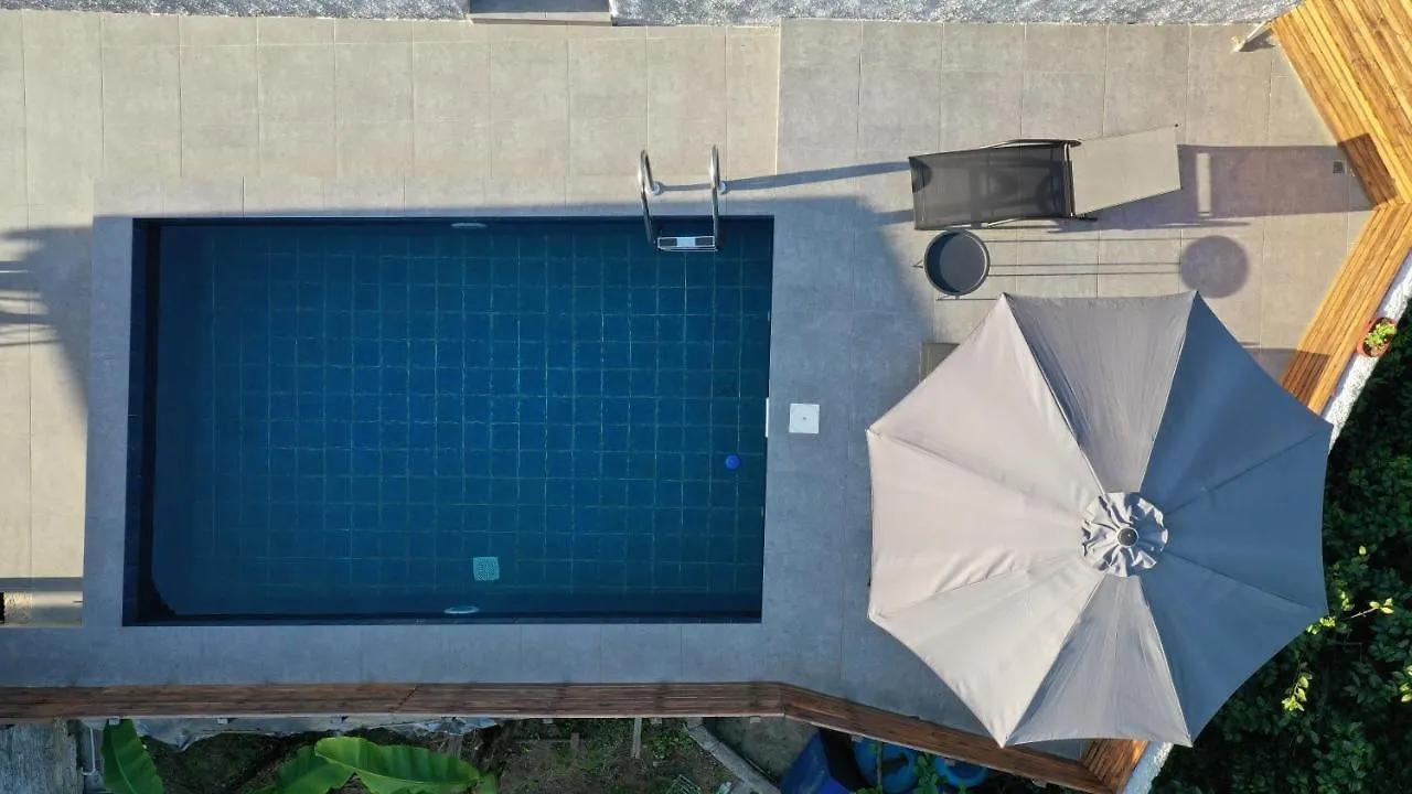 여관 Boutique Hotel Sleep And Wine 바투미 조지아